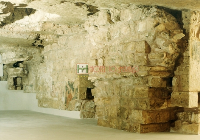 Area archeologica sotto la Chiesa di San Nicola Patara - Cisternino